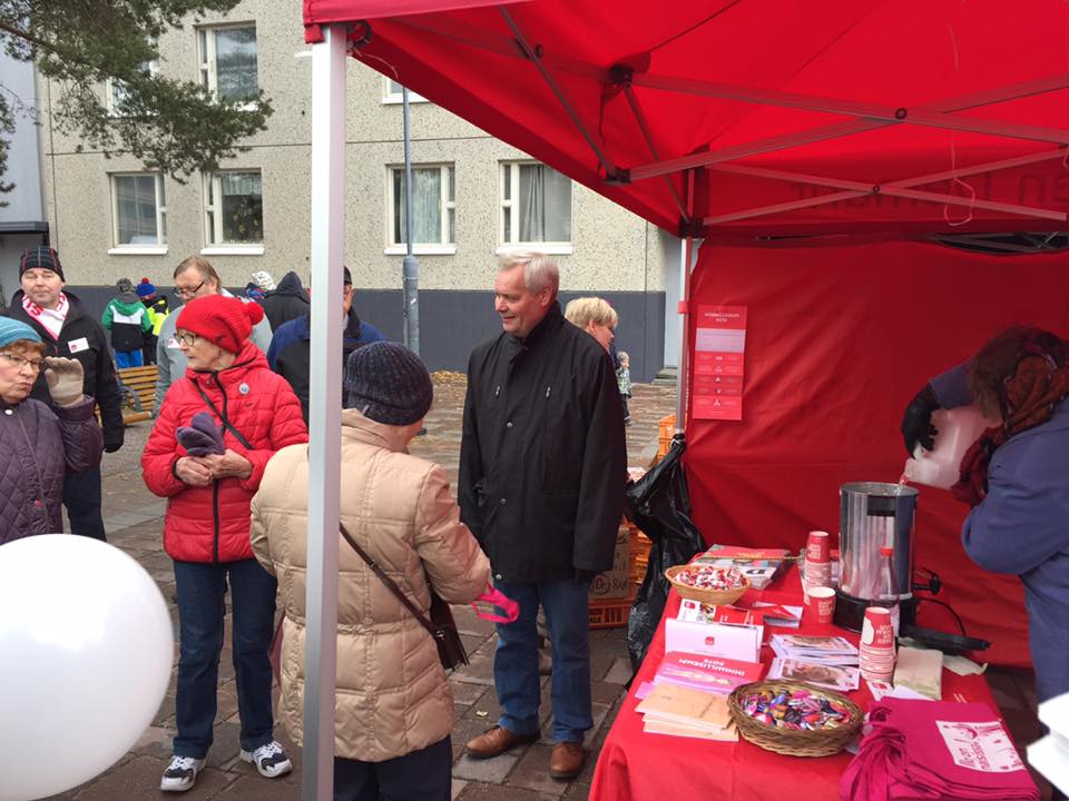 10.10.2020 klo 12-14 Klaukkalan torilla: myös Antti Rinne tavattavissa