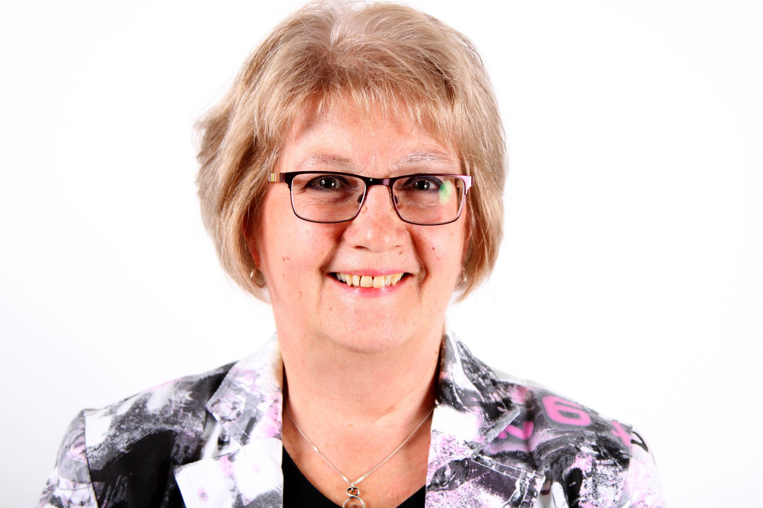 Ehdokasesittely  – Sirkka Rousu (23)